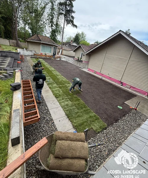 Architectural Hardscape & Modern Courtyard Living in Clyde Hill 